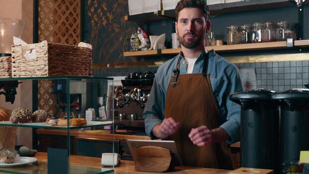 How to Legally Start a Small Business in Canada